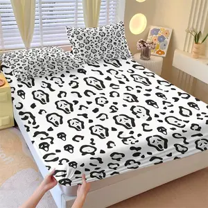 Gothic Ghost Mask Fitted Sheet, Include One Bedspread and Two Pillowcases, Spooky Skull Print Deep Pocket Mattress Cover, Creepy Aesthetic Bed Cover for Dark Aesthetic Lovers