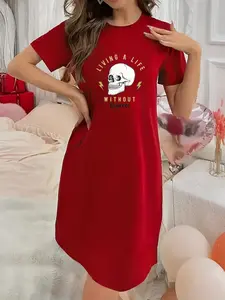 Soft and Slightly Stretchy Women's Underwear Living A Life Without Regrets Skull Pattern Short Sleeve Crew Neck Nightgown, Sexy Elegant Youthful Women's Christmas Dress, Perfect for Halloween, Christmas, and Thanksgiving Gifts