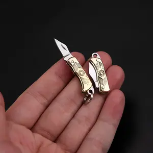 Mini Folding Knife Keychain, Portable Pocket Knife, Small Hanging Knife, Compact Foldable Knife for Cross-Border Use, Compact Portability
