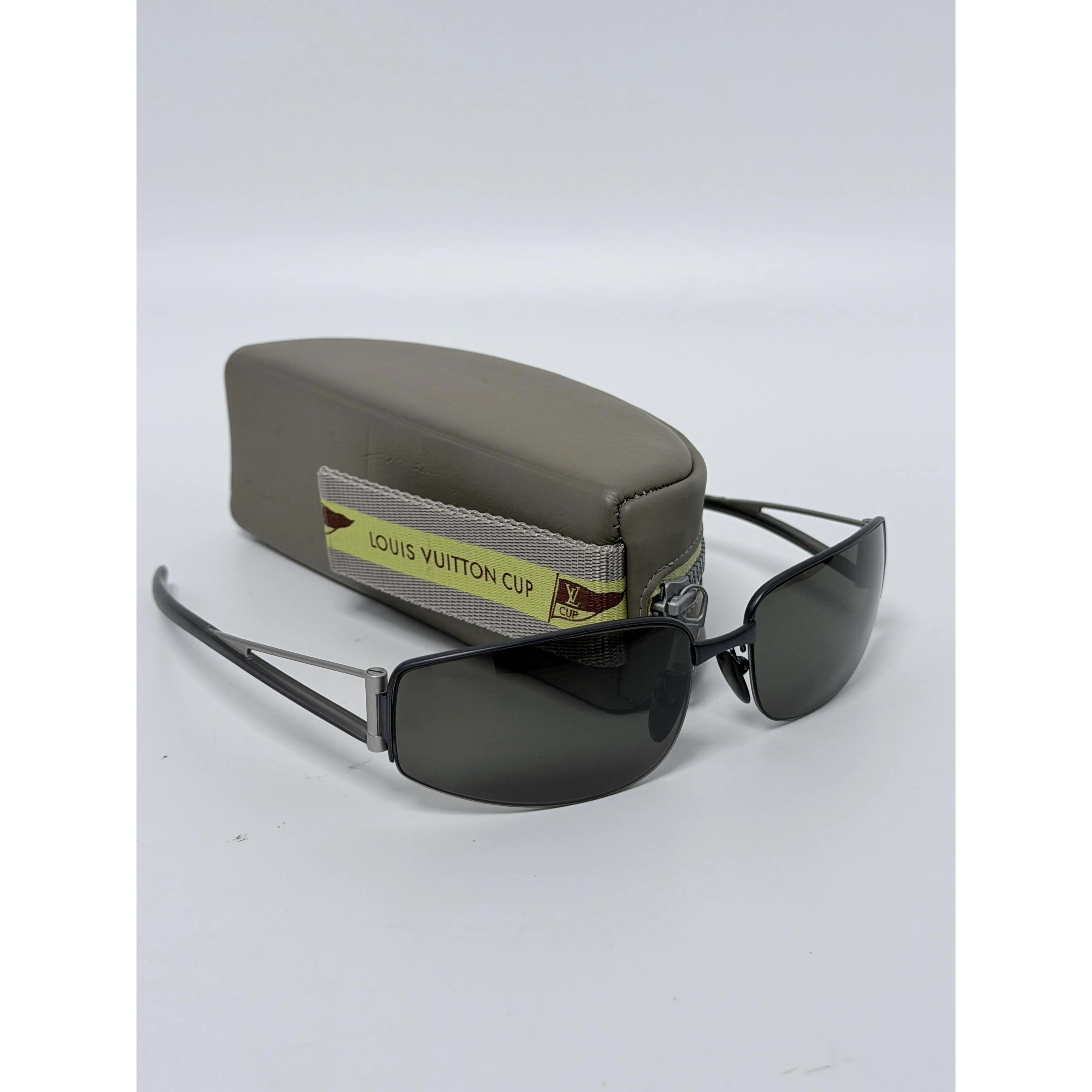 Louis Vuitton Cup Limited Edition Polarized Sunglasses LV002S
