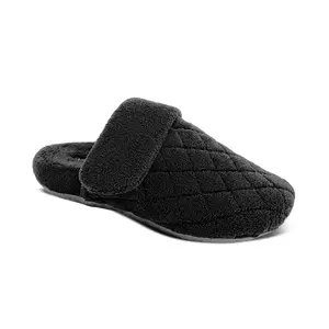 Maya Closed Toe Slipper