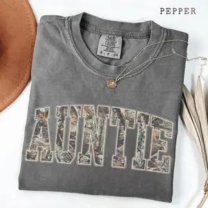 Comfort Colors® Hunting Auntie Shirt, Camo Aunt Shirt, New Aunt Gift, Pregnancy Announcement, Gift for Aunt, Pregnancy Reveal to Aunt