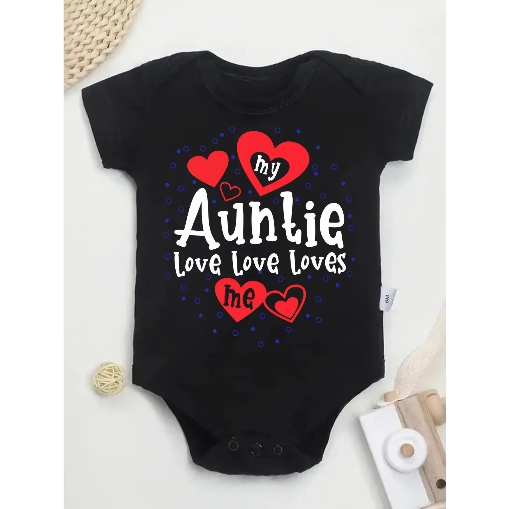 Cute Baby Bodysuit with My Auntie Love Love Loves Me Heart Print Soft Versatile Round Neck Button Detail Regular Fit All Seasons Knitted Fabric Onesie for 0-12 Months