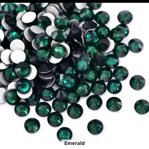 SS20 Emerald Glass Rhinestones