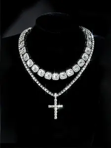 Fashionable and simple cross pendant with square diamond Cuban chain set, moissanite European and American hip-hop style necklace pendant, gold and silver cross chain design chain necklace, ice diamond tennis festival necklace jewelry set