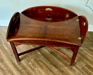 Henkel Harris Cherry Butler's Table