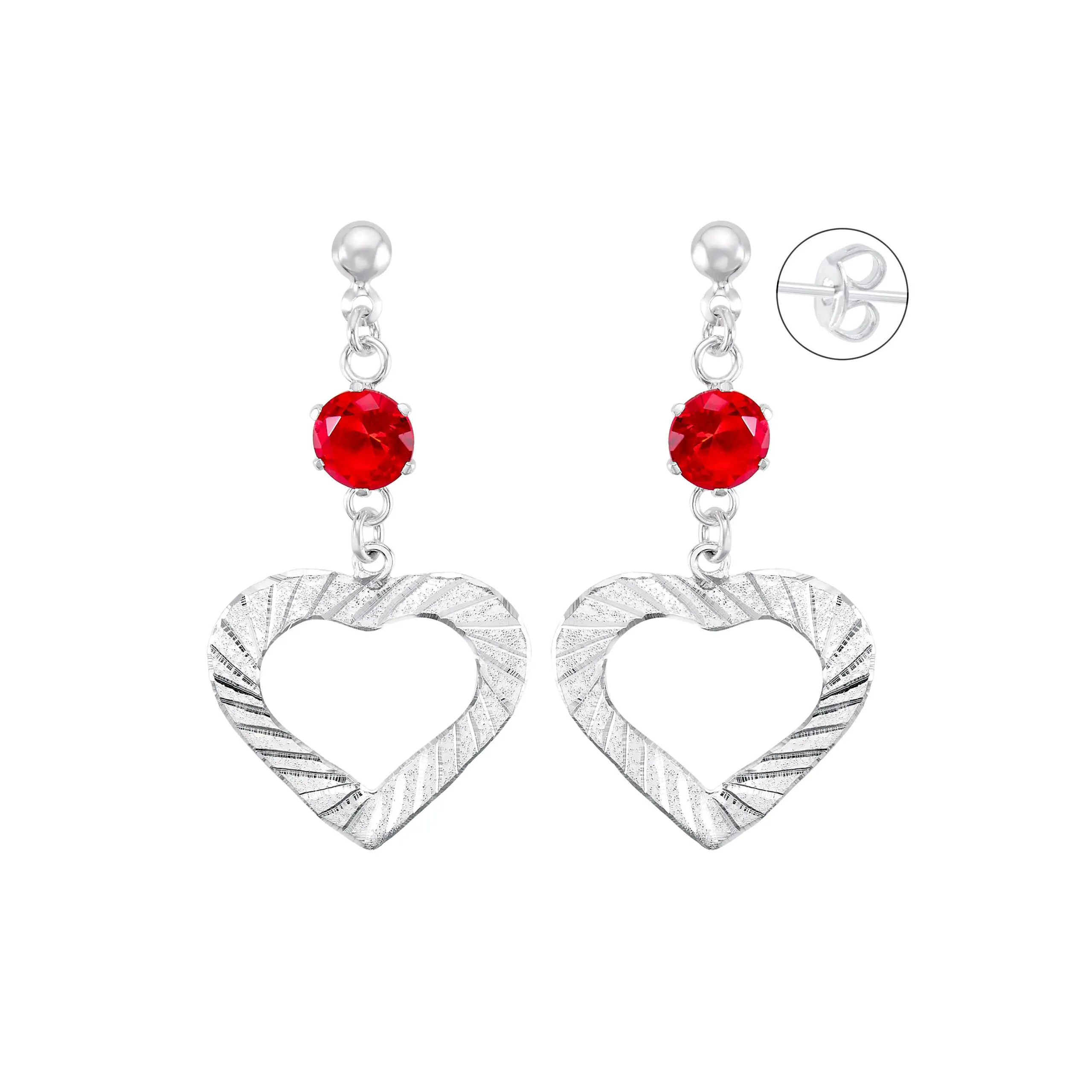 Aretes Corazon Calado y Zirconia Roja