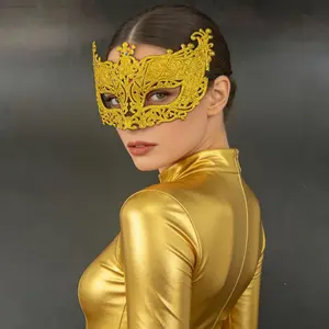 Venetian Style Couple Masquerade Masks, 2pcs Mardi Gras & Halloween Costumes, Unisex Design for Parties & Events, Accessories, Party Masks