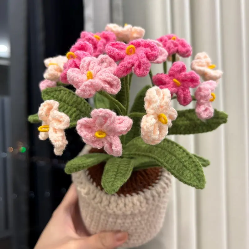 Daisy Bouquet, Crochet Daisy in Pot, Knitted Daisy Amigurumi, Flower Decor for Desktop, Table, Crochet Pink Flower, Gift For Mom