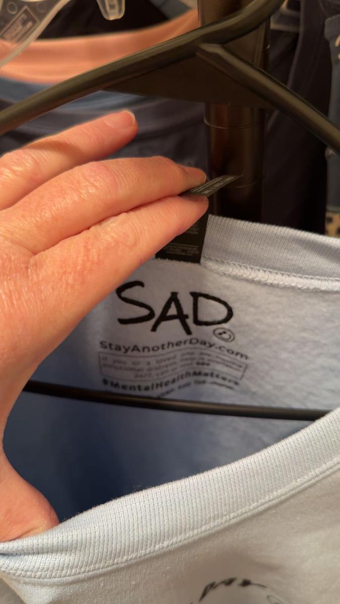 Item: Black, 2x, Tshirt