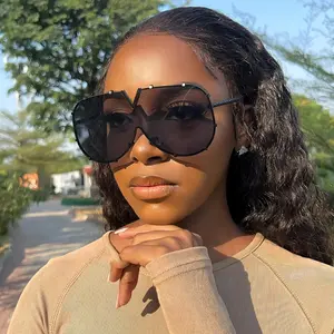 2025 New Fashion One Piece Shield  for Women Colorful V Beam Oversized Paw Sun Glasses Men Hip Hop Punk Eyewear Black nighttime yellow tint Trendy Rectangle  cute night vision Square Cat Eye  Women's Aviator gold sunglasses ses Metal SpringStatements