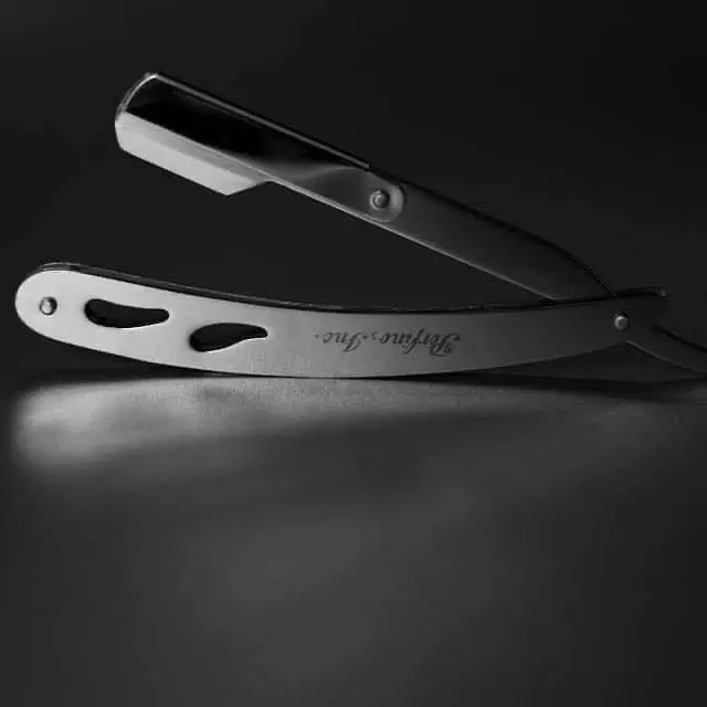 Porfino Mini Straight Razor - Sleek Design for Your Needs