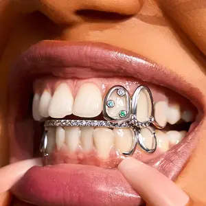 Micro zircon hip-hop style braces suitable for both men and women, personalized and fashionable street style dental accessories
