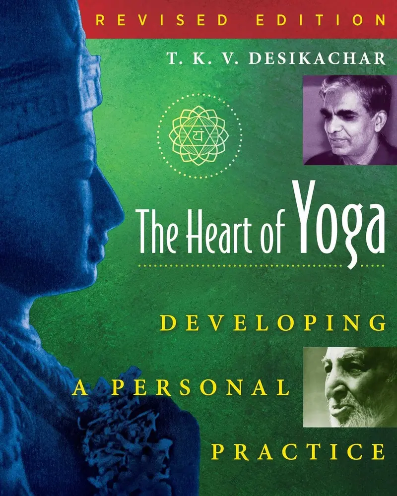 USED Book - The Heart of Yoga: Developing a Personal Practice by Desikachar, T. K. V. (Paperback) - english