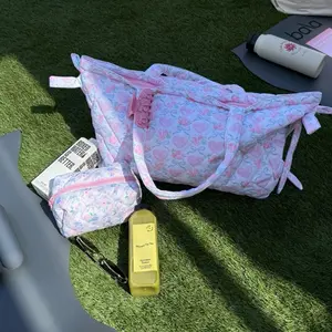 The Girly Travel Duo