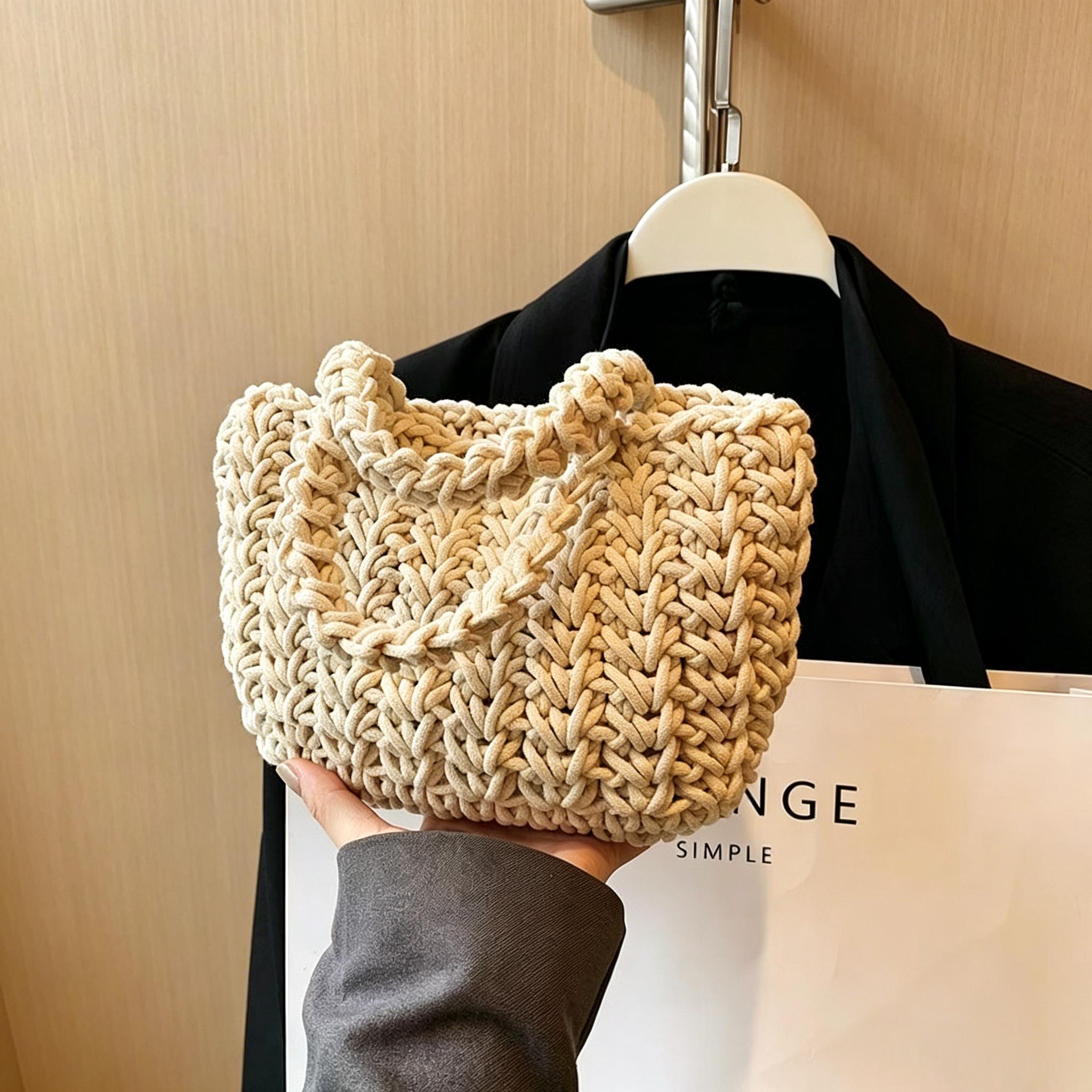 Korean style hand-woven cotton yarn bag, new style, handmade, beach vacation style, versatile women's bag.
