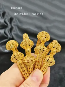 Women's Open Bangle Bracelet, Cuff Bracelet, Vintage Hip-Hop Style Copper Chain Link Jewelry, All Season Fashion Accessory, Unique Design, Copper Material