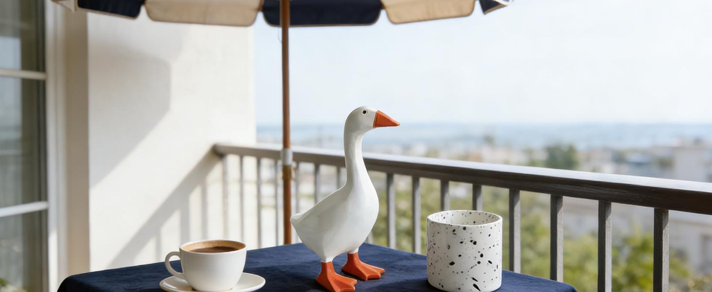 Decorative holiday  gifts 7-Inch Resin Desk Goose Statue with Magnetic Beak Funny Desktop Figurine Key Holder for Office Home Decor Cute Christmas Gift Housewarming Ornament Silly Decoration Abstract Figure Sculpture Home Decore