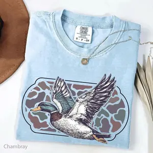[Comfort Colors] Vintage Camo Flying Mallard Duck Bird Old School T-shirt Cotton Hello Hunting Season Womenswear Day Love Hunter Duck Deer