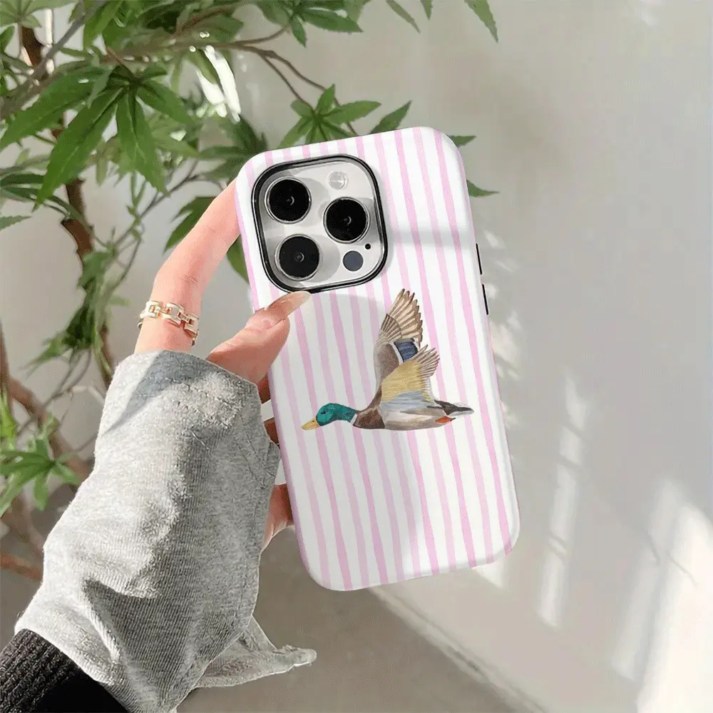 [Magnetic/Non-Magnetic]A durable 2-in-1 dual-layer protective case with a white striped background and bird pattern, compatible with iPhone 17/16/15/14/13/12/11 Pro Max/Plus/Pro. Ideal for couples.