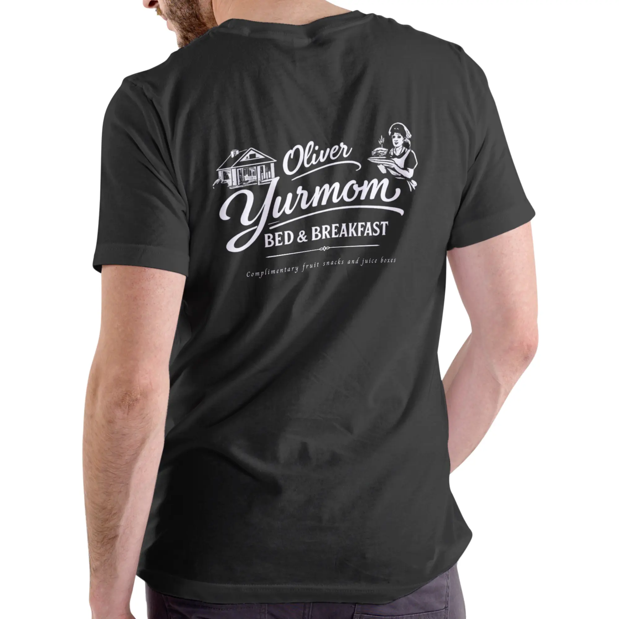 Gildan Men's Cotton Short-Sleeve Round Neck Casual T-Shirt - Menswear Clothes with Funny "OLIVER YURMOM BED AND BREAKFAST" Print, Unisex Streetwear Top Compatible with Women's Clothes, Tshirt, Shortsleeve, Simple, Printed Logo, Humorous Name, Funny Text,,