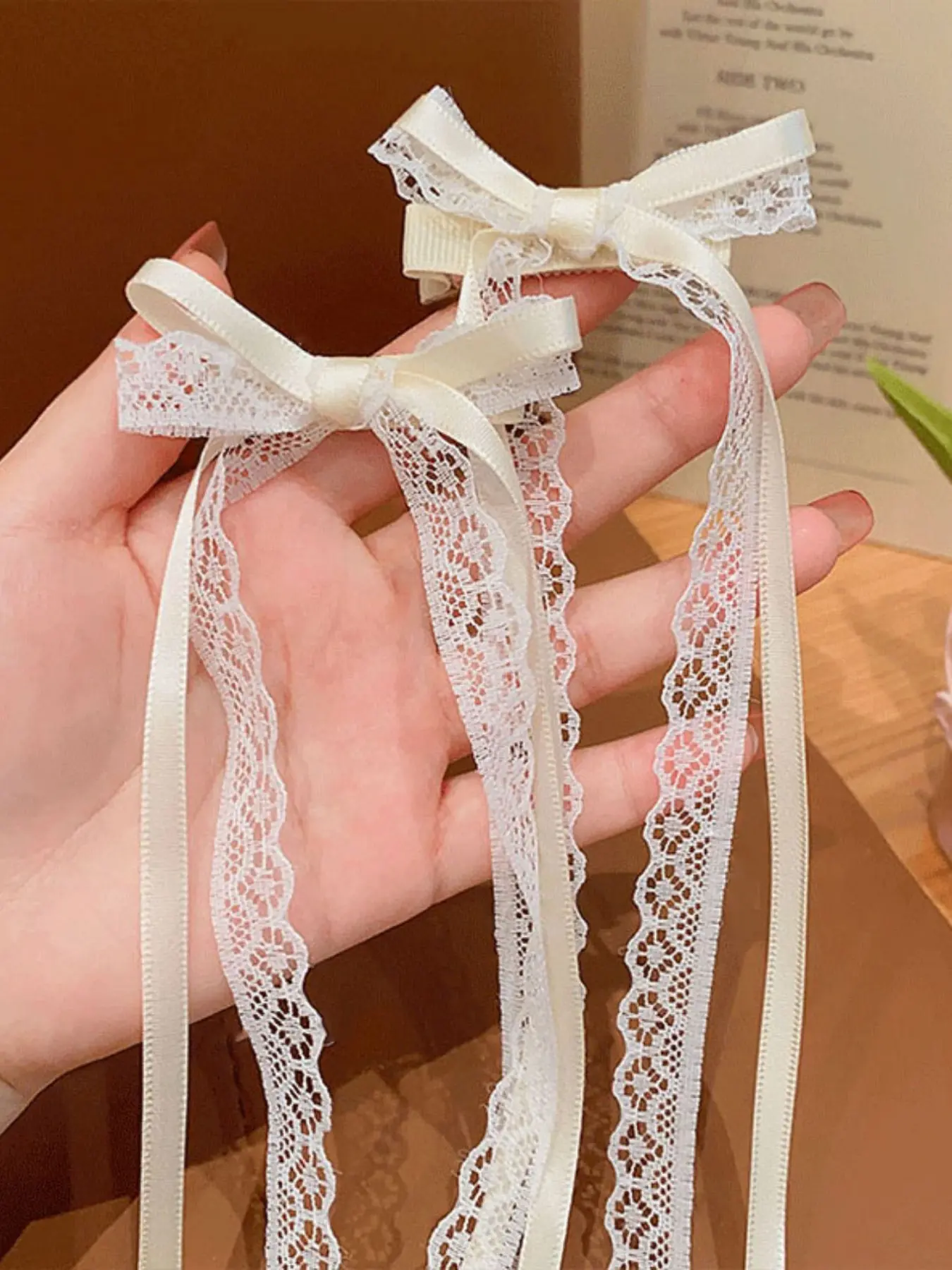 2-Pack Lace Cream Bow Hair Clips, Cute Butterfly Knot Ribbon Hair Accessories, Sweet Ballet Style, Korean Fashion, Girls' Forehead Bangs Clip, Super Cute Clips, Pretty Bow, Decorative Hair Clips