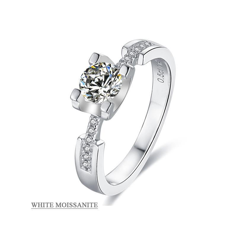 0.5 Carat Moissanite Engagement Ring Sterling Silver 925 Prong Setting Classic Solitaire Ring for Women,Light Luxury Bridal Jewelry Valentines Day Gift Proposal Present For Her
