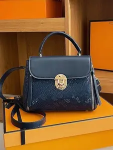 Women's Fashion Handbag, Autumn New Style Shoulder Bag, Versatile Crossbody Design, Trendy Small Square Shape, High-End Look