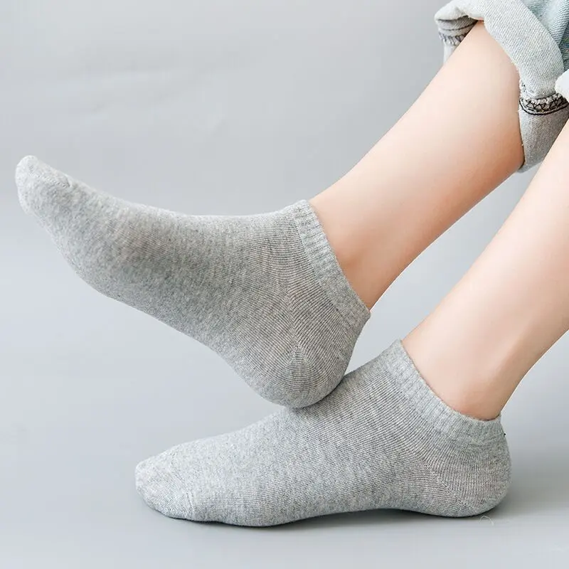 Solid color [gray] socks