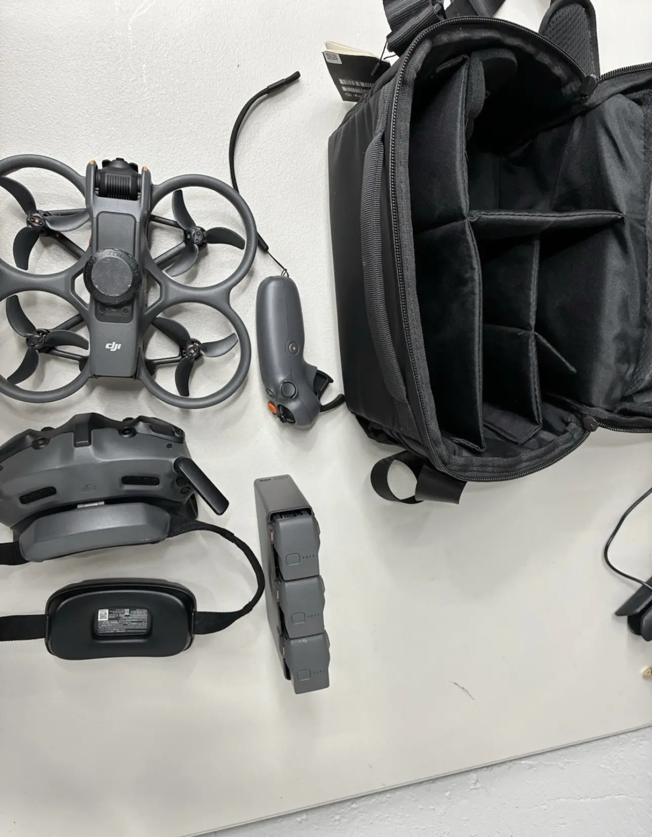 DJI Avata Ready-to-Fly FPV Drone Bundle 4K, Goggles, Remote, Batteries, Case