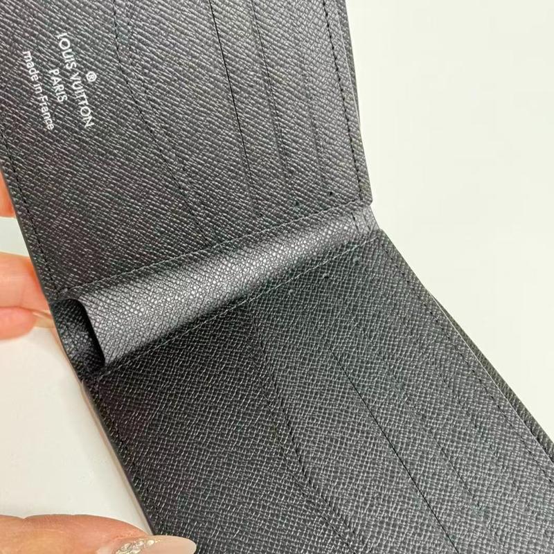 Pre-owned Louis Vuitton Leather Small Leather Goods Monogram Canvas Navy Wallet with Classic Logo Design and Durable Canvas Material