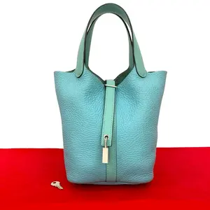 Pre-owned HERMÈS Calfskin Shoulder Bags Hermes Picotin Lock PM Tote Bag