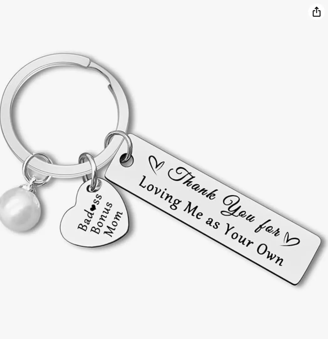 StepMom Keychain Appreciation Gift for Step Mother Bonus Mom Jewelry Thank You for Loving Me Keyring Mother in Law Jewelry Christmas Birthday Mothers Day Gift from Step Daughter Son