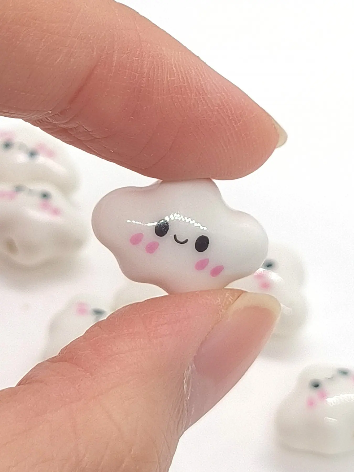 8pcs White Cloud Smiley Ceramic Beads Hand Painted Cute Kawaii DIY Bracelet Making Jewelry Supplies Aesthetic Trend
