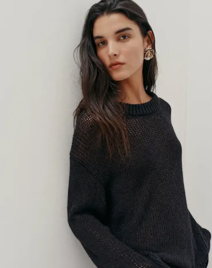 REFORMATION Elliot Boucle Crew - Black