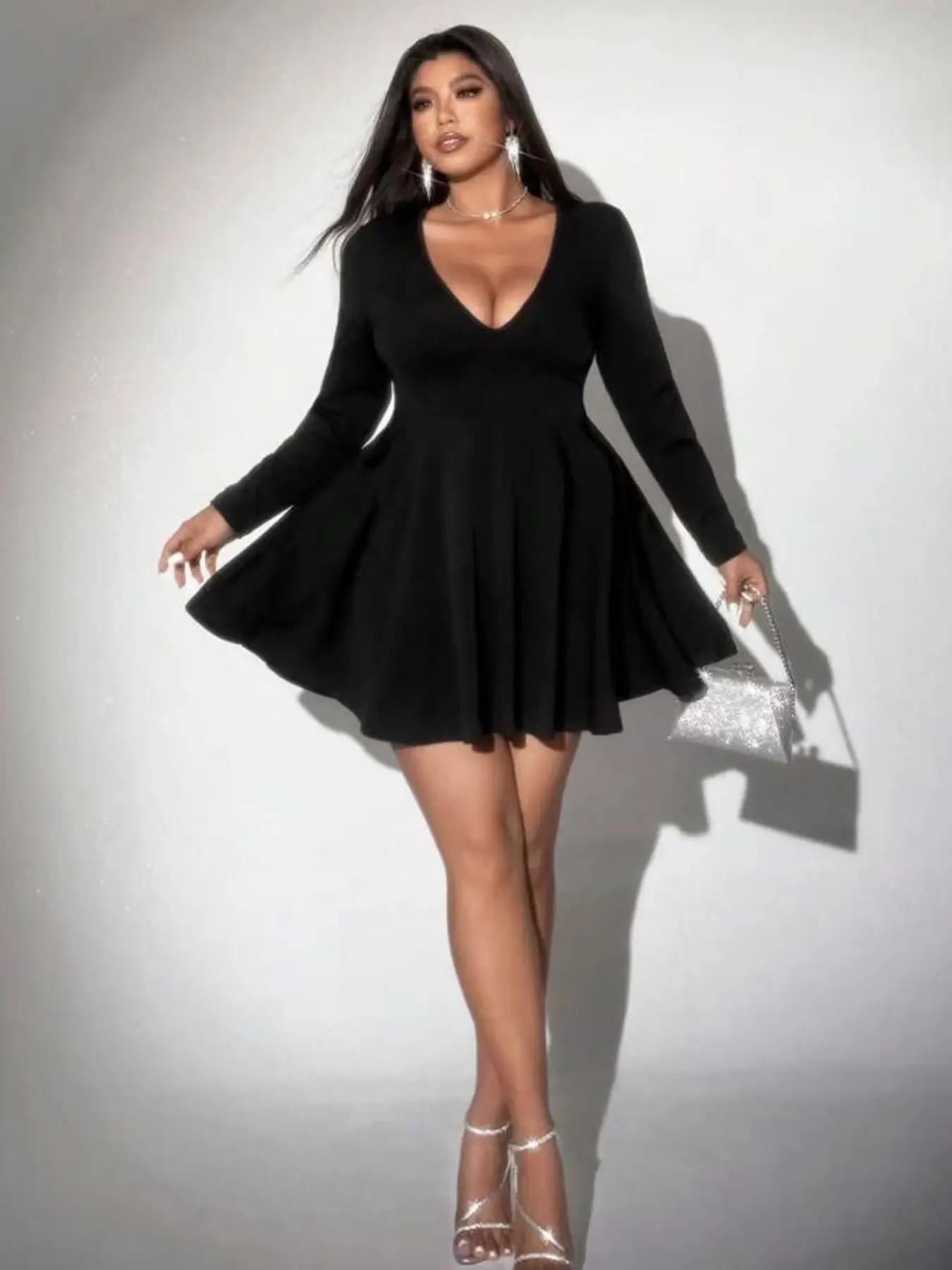 Women's Plus Size 1-Piece Women's Black Deep V-Neck Long Sleeve Dress, Trendy Party Style Dress with Flared Silhouette, Flattering Fit, Suitable for Nightclubs, Date Nights & Gatherings - TikTok Shop Women's Plus Size 1-Piece Women's Black Deep V-Neck Long Sleeve Dress, Trendy Party Style Dress with Flared Silhouette, Flattering Fit, Suitable for Nightclubs, Date Nights & Gatherings - TikTok Shop