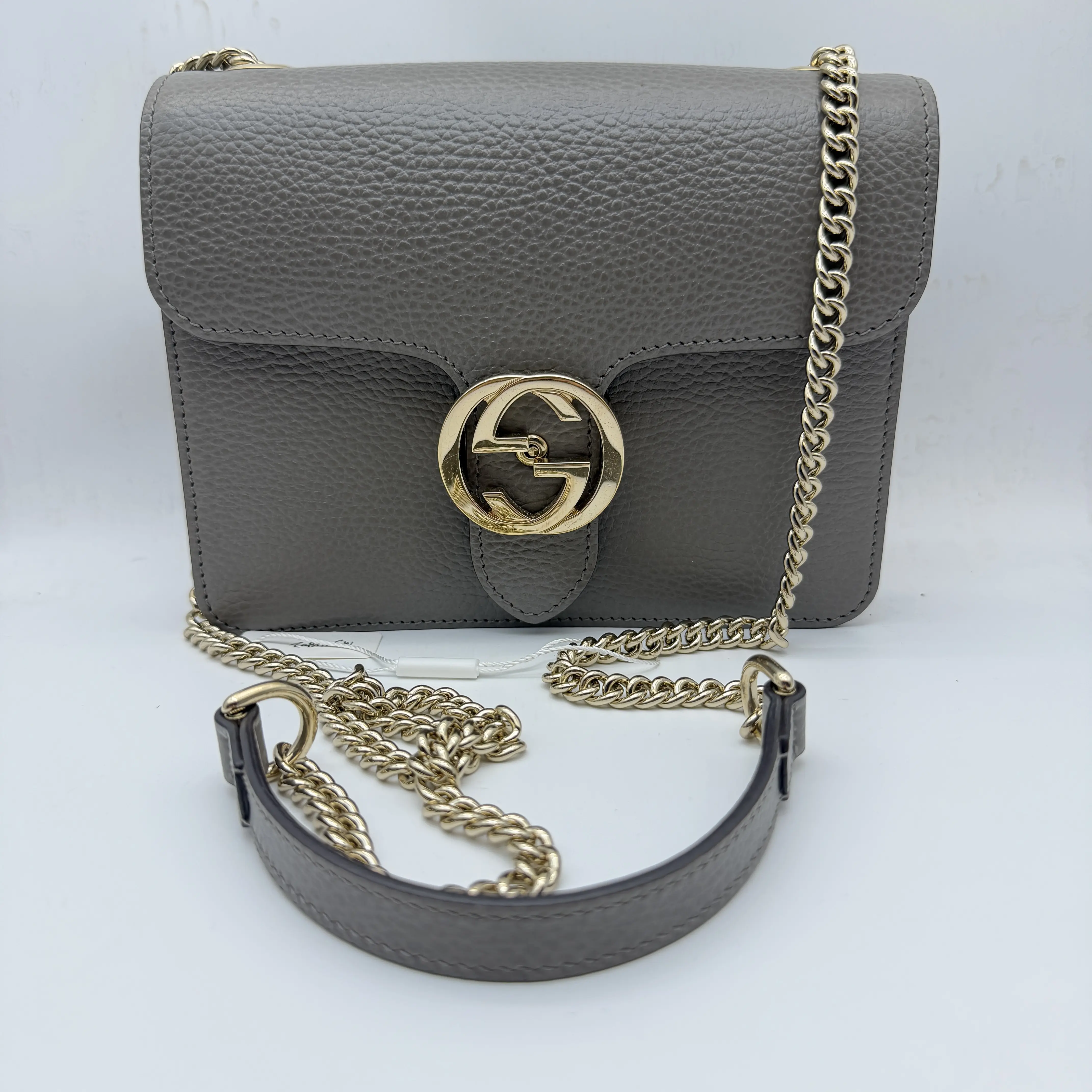 Pre-owned GUCCI Interlocking G Elephant Gray Accordion Chain Bag with Gold Hardware