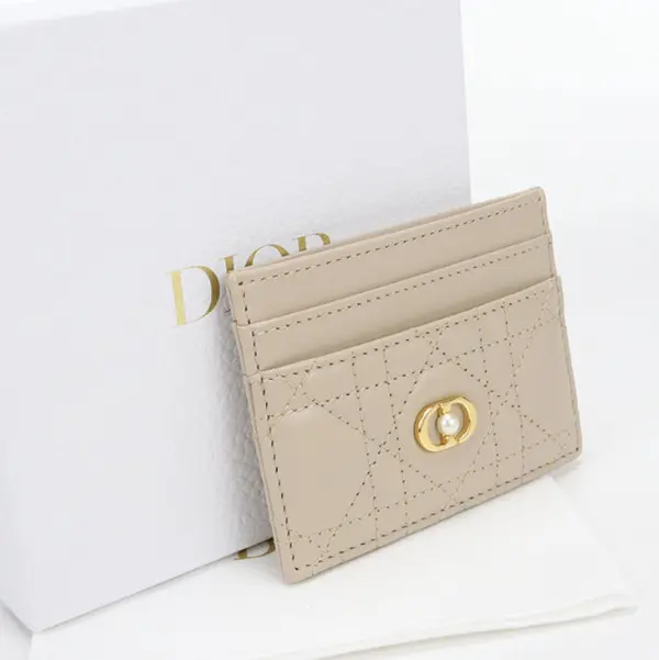 Pre-owned Dior Calfskin Small Leather Goods Latte Cannage Leather Pearl CD Logo Multi Slot Card Holder J8071013