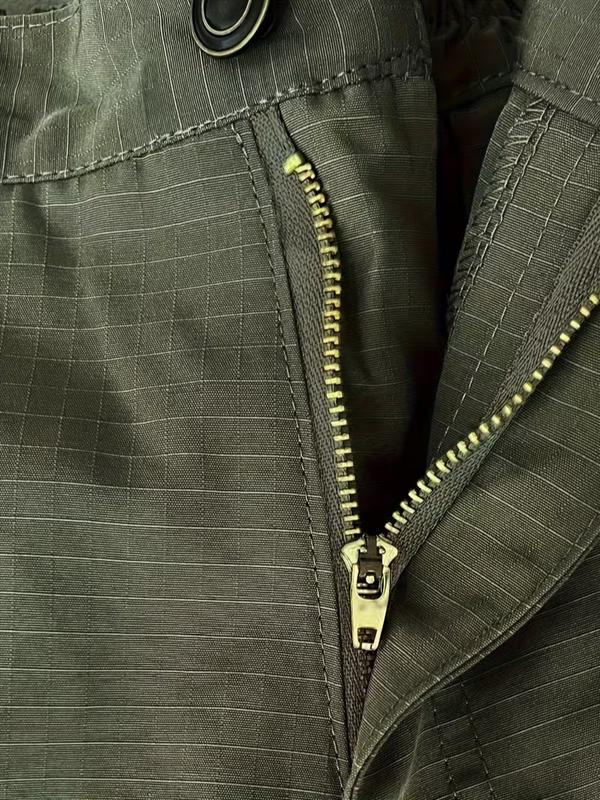 HOMUG Men's Lightweight Casual Cargo Pants feature multiple pockets and a variety of color options. Made of wear-resistant and scratch-resistant fabric, they are suitable for outdoor activities and ideal to wear in spring and autumn.