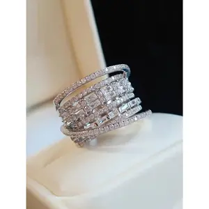 Women's 1 Piece Elegant Rhinestone Decor Ring Dainty Stacking Rings