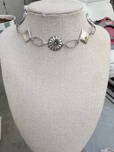 Concho choker