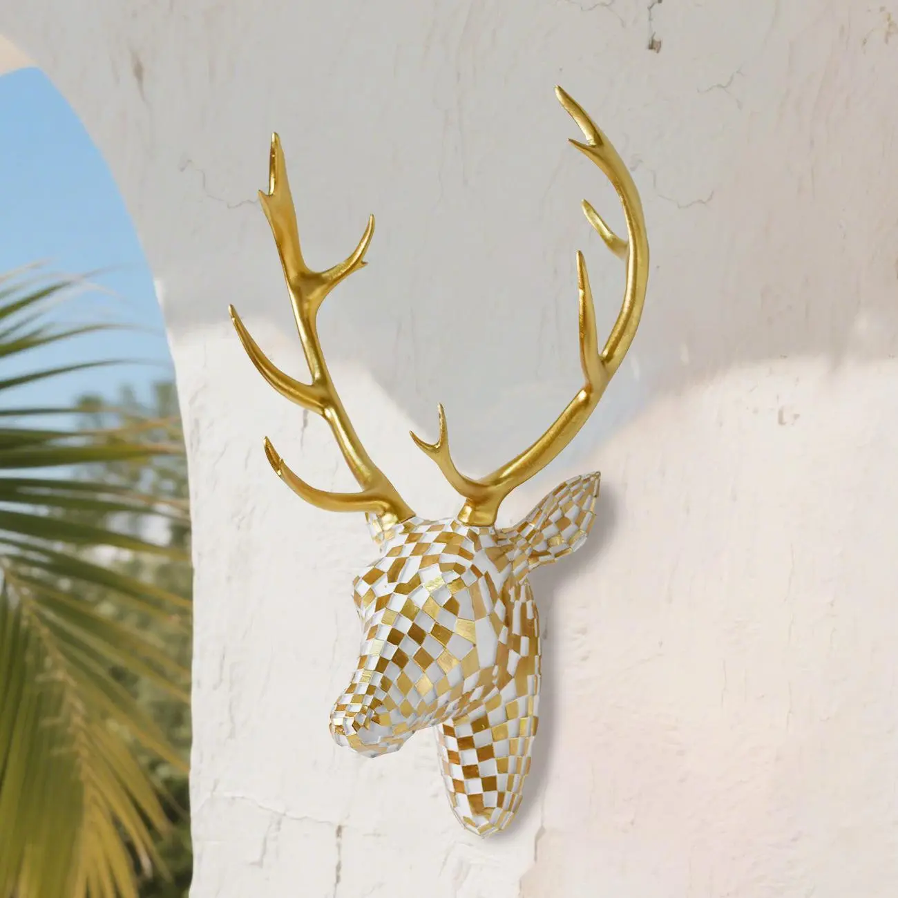 15.7x8.7-inch Mosaic deer head wall decoration, artistic artificial resin animal head wall sculpture decoration for living room, bedroom, kitchen, gift hanging ornaments, Home Decor