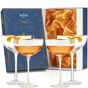 Vintage Crystal Champagne Coupe Gold Rim Glasses | Set of 4 | 7 oz, Gilded Rim Classic Cocktail Glassware - Martini, Manhattan, Cosmopolitan, Sidecar, Daiquiri | 1920s Style Saucer Goblets | Gift Box