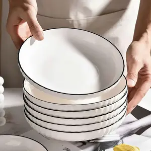 6pcs set of 7-inch black and white contrasting ceramic deep plates, black edged white ceramic discs, suitable for holding salads, desserts, pasta, sushi, and various dining events in home restaurants. Durable and versatile kitchen utensils for all seasons