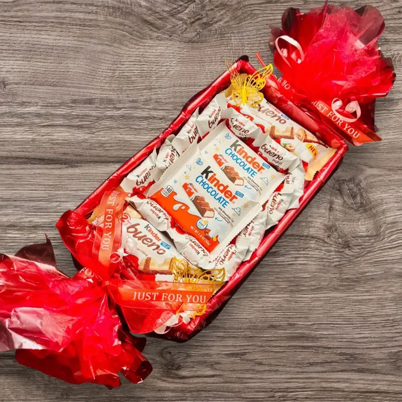 Kinder Bueno Gift Tray Kinder Bueno Gift Tray
