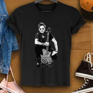 Johnny Depp Essential T-Shirt