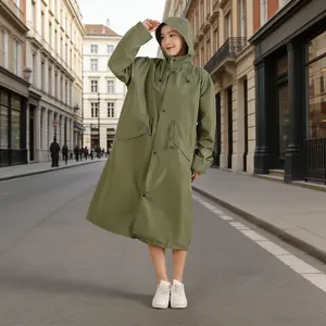 Fashionable women's waterproof raincoat, suitable for hiking and cycling