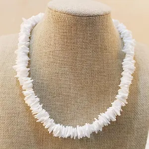 Natural Handmade Unisex Broken Seashell Necklace Adjustable Choker Summer Style Jewelry for Beach Vacations & Casual Outings