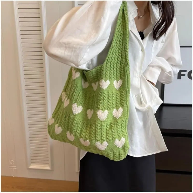 Heart Crochet Tote Bag Cute Valentines Day Gift for Women Adorable Purse with Keychain Cutecore Aesthetic Y2K Style Handbag Perfect Present