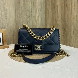 Pre-owned CHANEL Classic Flap (CF) Series Navy Blue Glazed Calfskin Flap Bag with Gold Chunky Chain 866
